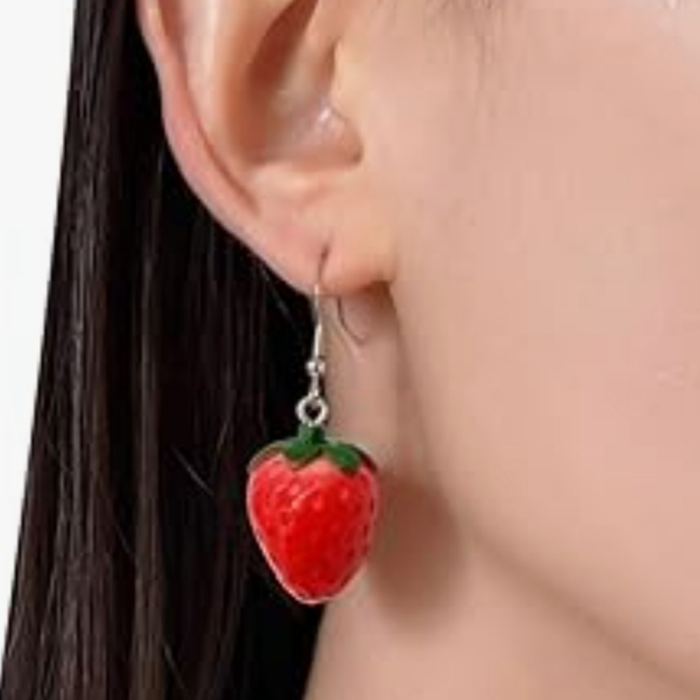 Strawberry Dangle‎ Drop Earrings New
